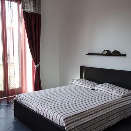 برينديسي Maria Vittoria Charming Rooms And Apartments الغرفة الصورة