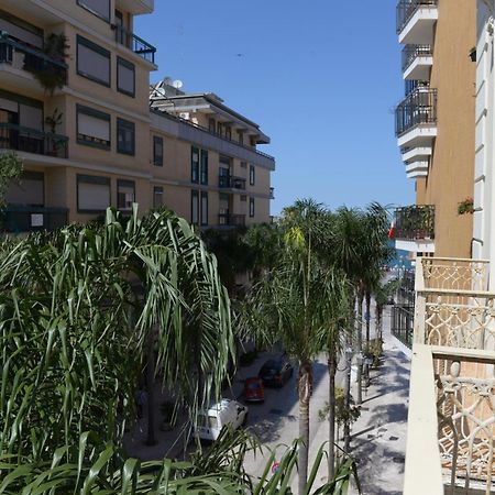 برينديسي Maria Vittoria Charming Rooms And Apartments المظهر الخارجي الصورة