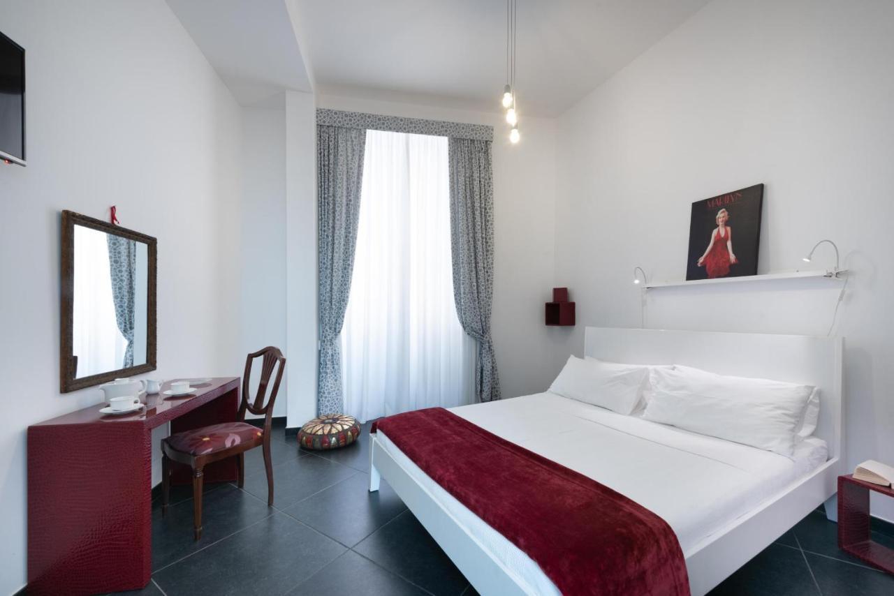 برينديسي Maria Vittoria Charming Rooms And Apartments المظهر الخارجي الصورة