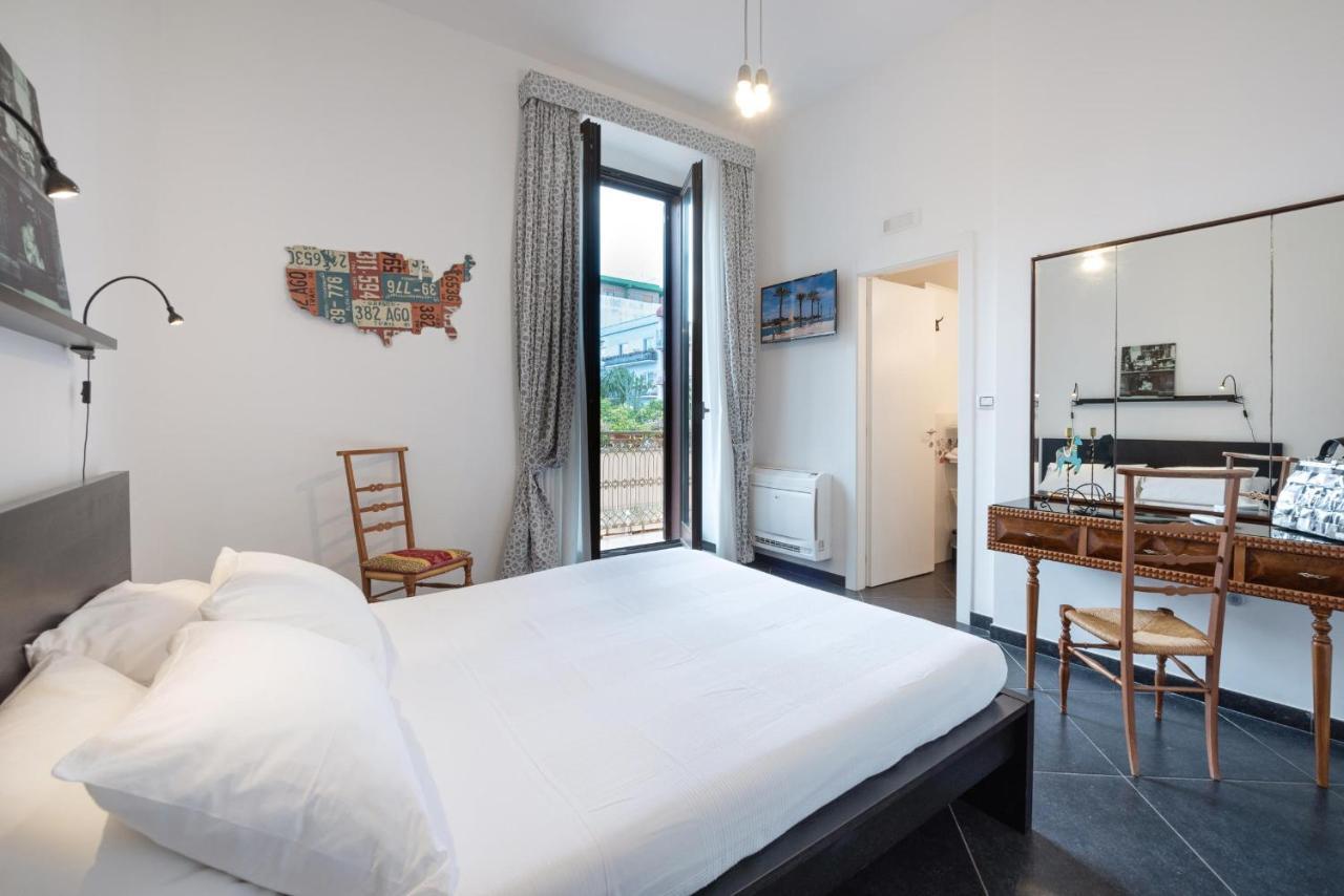 برينديسي Maria Vittoria Charming Rooms And Apartments المظهر الخارجي الصورة