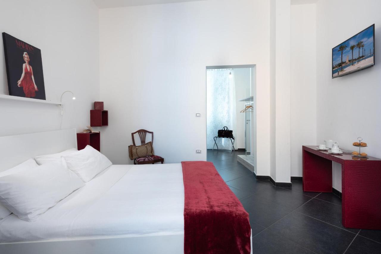 برينديسي Maria Vittoria Charming Rooms And Apartments المظهر الخارجي الصورة