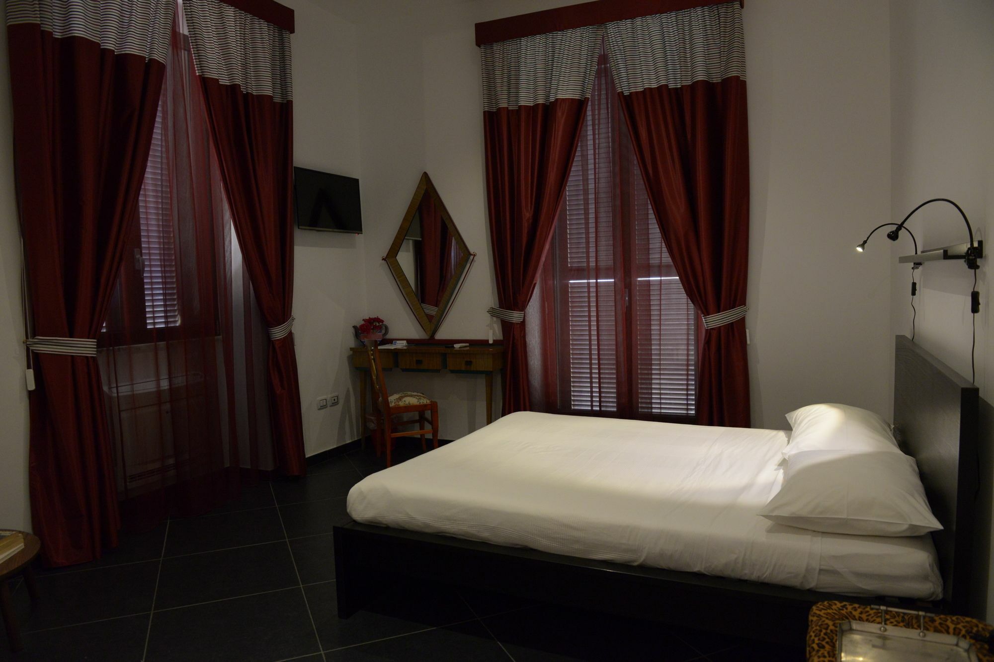 برينديسي Maria Vittoria Charming Rooms And Apartments المظهر الخارجي الصورة